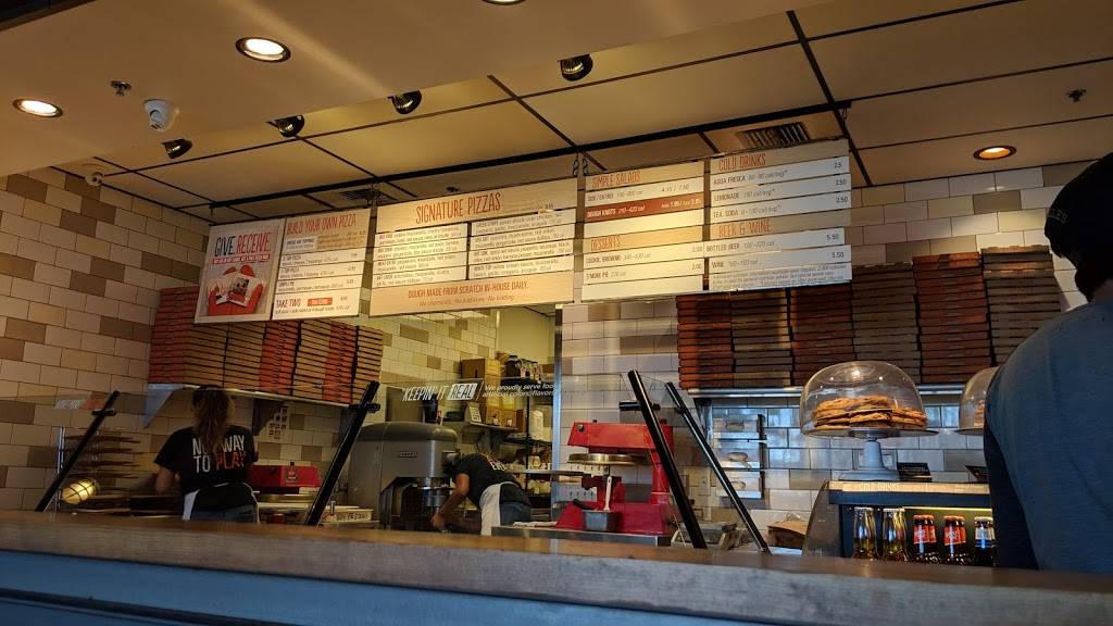 Blaze Pizza | meal takeaway | 4809 Firestone Blvd, South Gate, CA 90280, USA | 3239251066 OR +1 323-925-1066