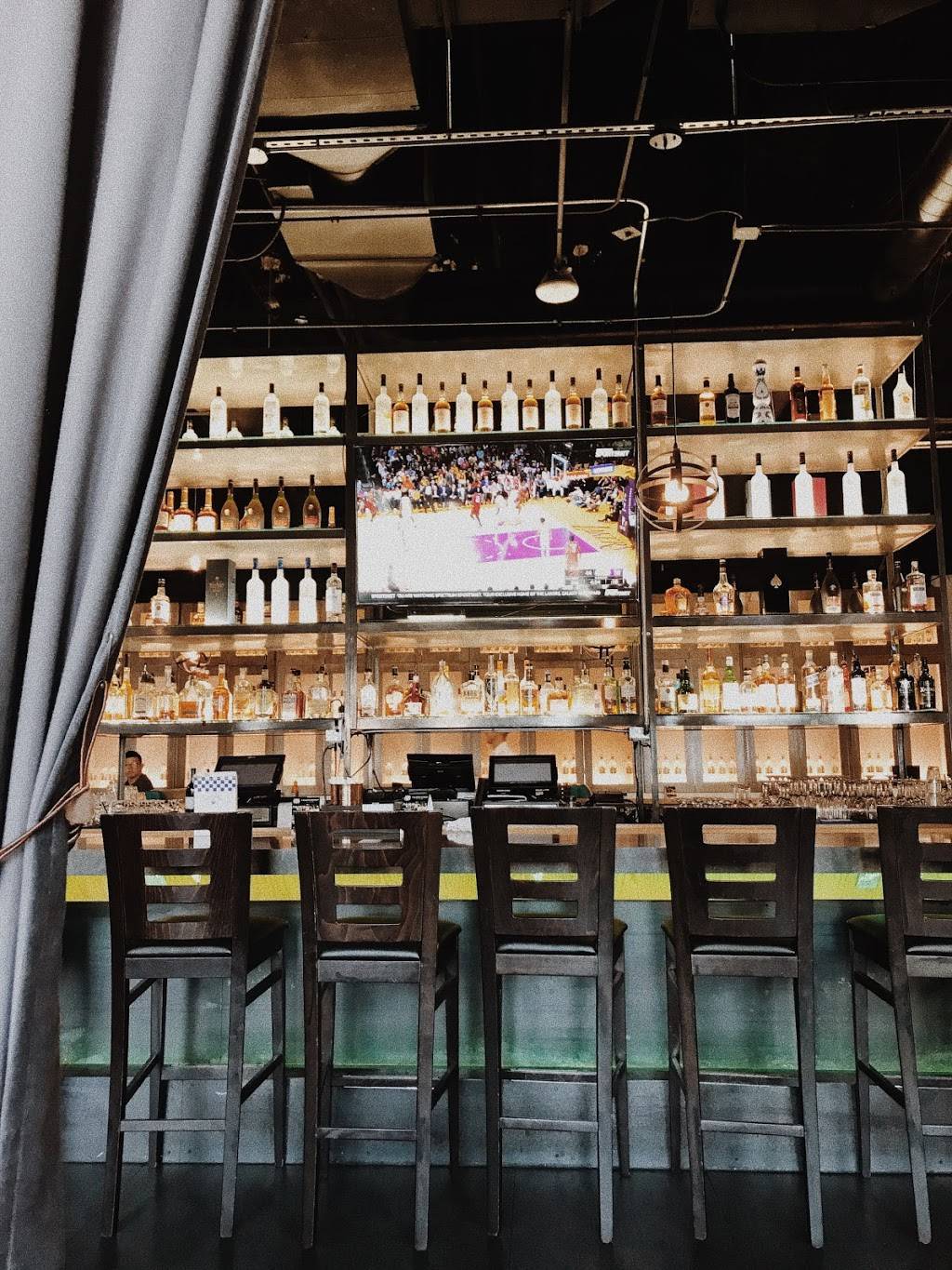 The Noypitz Bar & Grill | restaurant | 333 S Alameda St SUITE 115, Los Angeles, CA 90013, USA | 2139887326 OR +1 213-988-7326