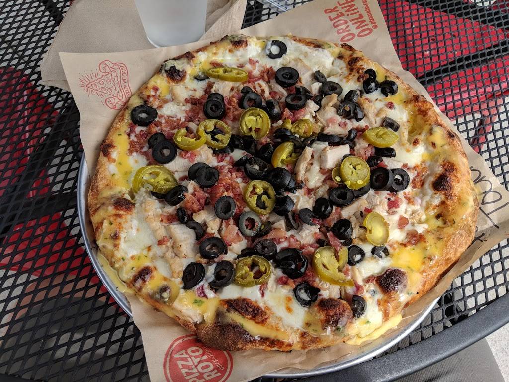 Pizza Roto | restaurant | 560 River St, Madison, OH 44057, USA | 4409834639 OR +1 440-983-4639