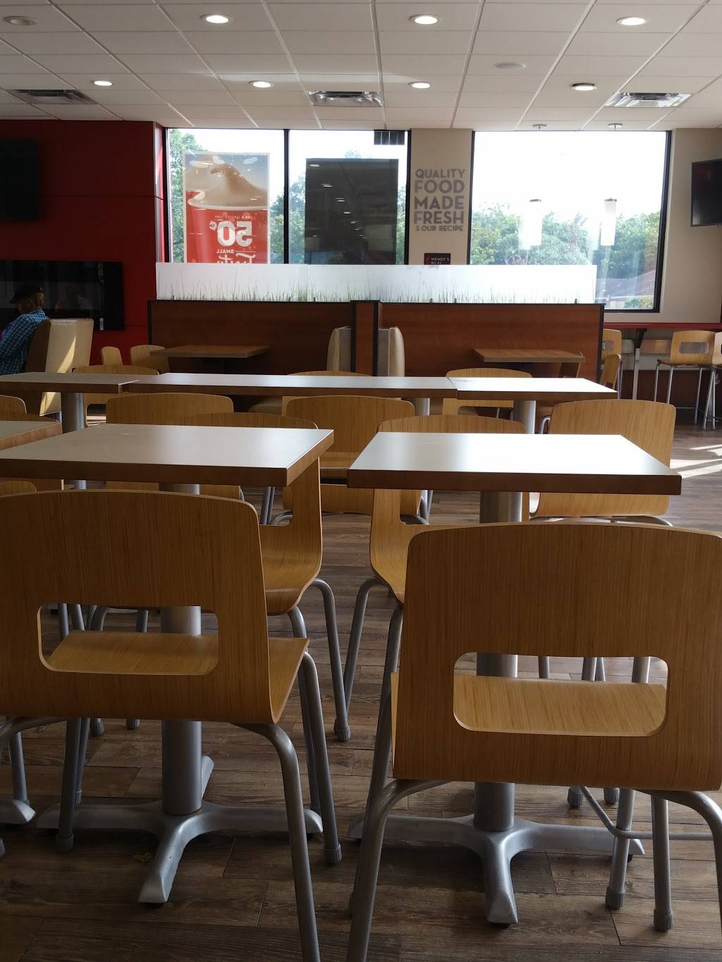 Wendys | restaurant | 7215 Fondren Rd, Houston, TX 77036, USA | 8322847269 OR +1 832-284-7269