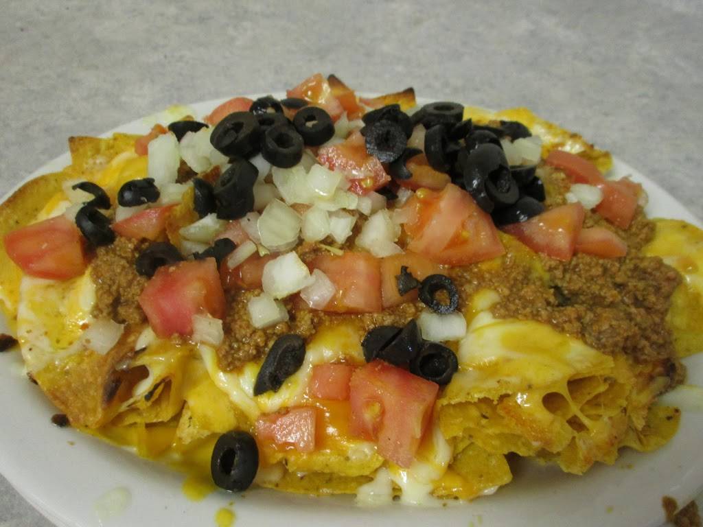 Purtells Restaurant & Ice Cream Shoppe | restaurant | 409 S Mable St, Pinconning, MI 48650, USA | 9898794111 OR +1 989-879-4111