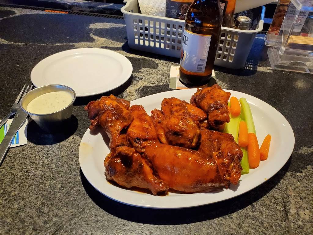 Fireside BBQ & Bar | restaurant | 10400 Mastin St, Overland Park, KS 66212, USA | 9137669499 OR +1 913-766-9499