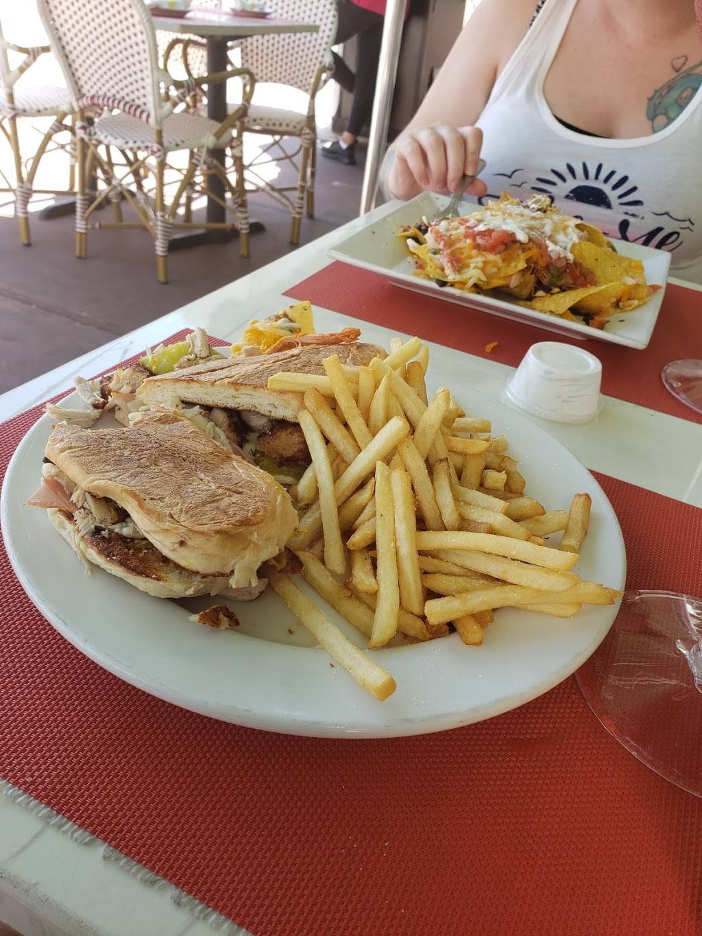 Jalapeño Mexican Kitchen | restaurant | 530 Ocean Dr, Miami Beach, FL 33139, USA | 3055324747 OR +1 305-532-4747