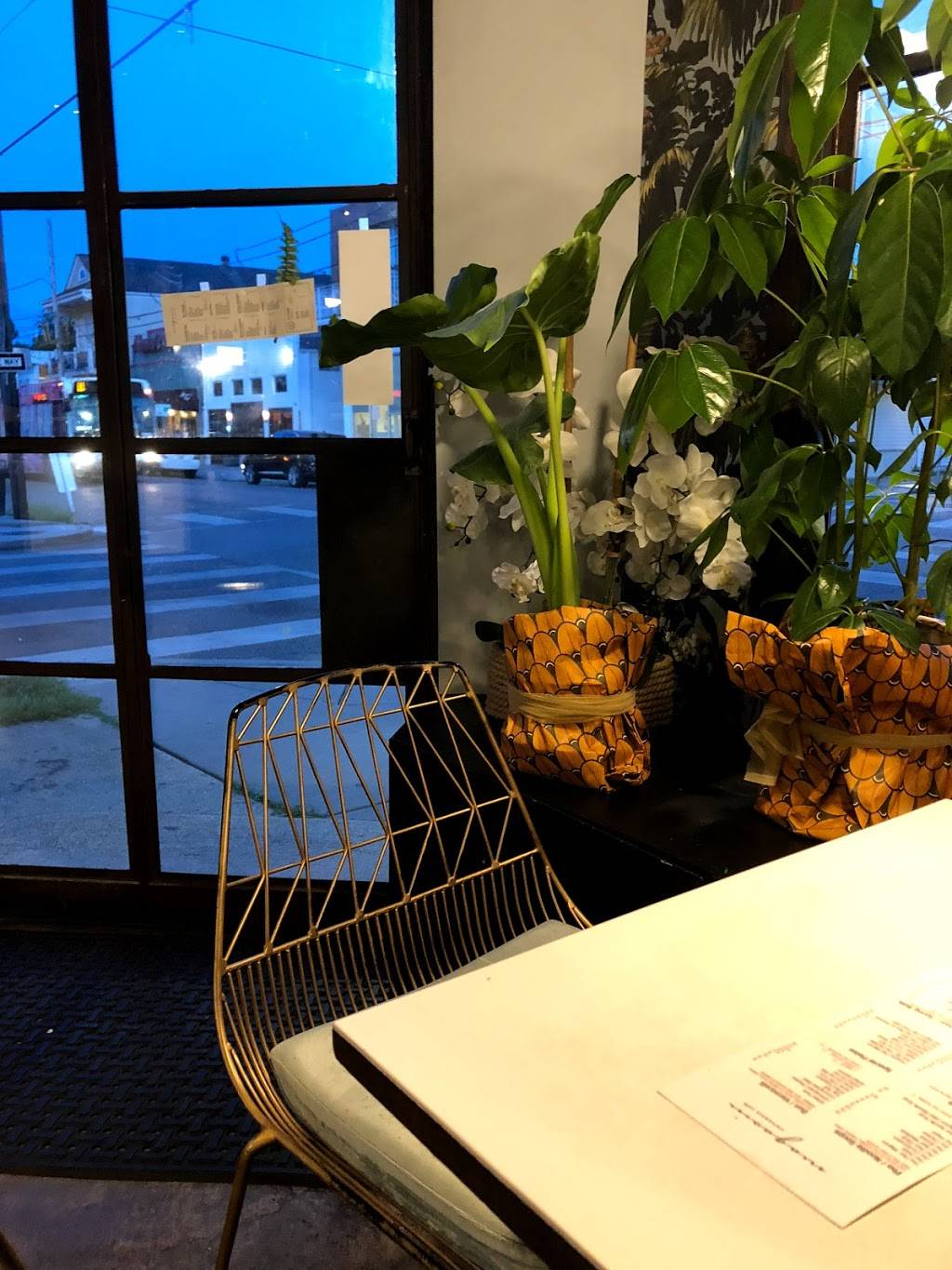 Magasin Vietnamese Cafe | restaurant | 4201 Magazine St, New Orleans, LA 70115, USA | 5048967611 OR +1 504-896-7611