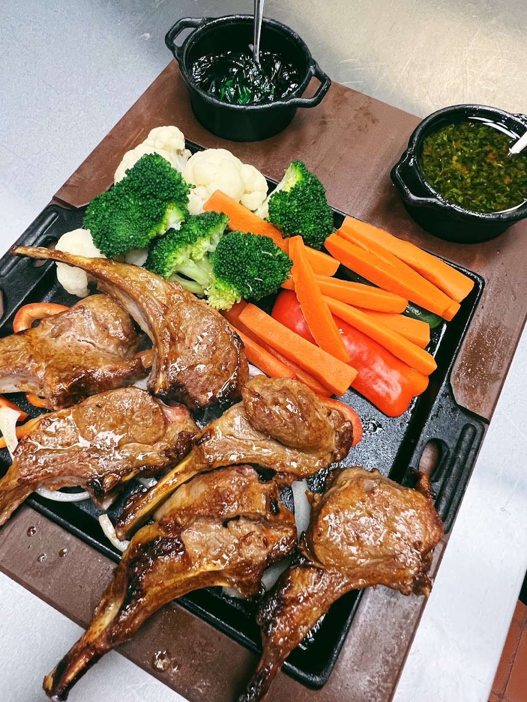 Show de Carnes Express | restaurant | 1661 E Monte Vista Ave Q-101, Vacaville, CA 95688, USA | 7077246087 OR +1 707-724-6087