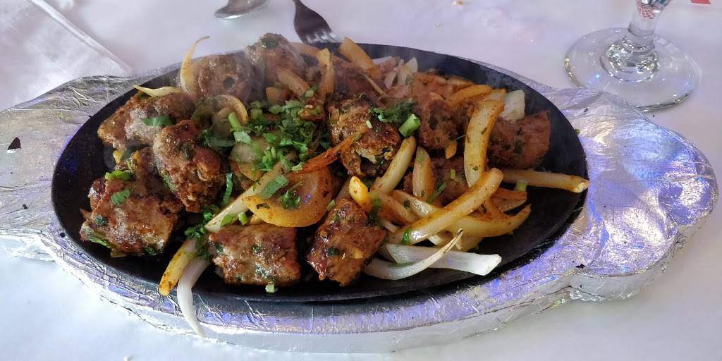 Mast Masala | restaurant | 2020 Army Trail Rd, Hanover Park, IL 60133, USA | 6307361000 OR +1 630-736-1000