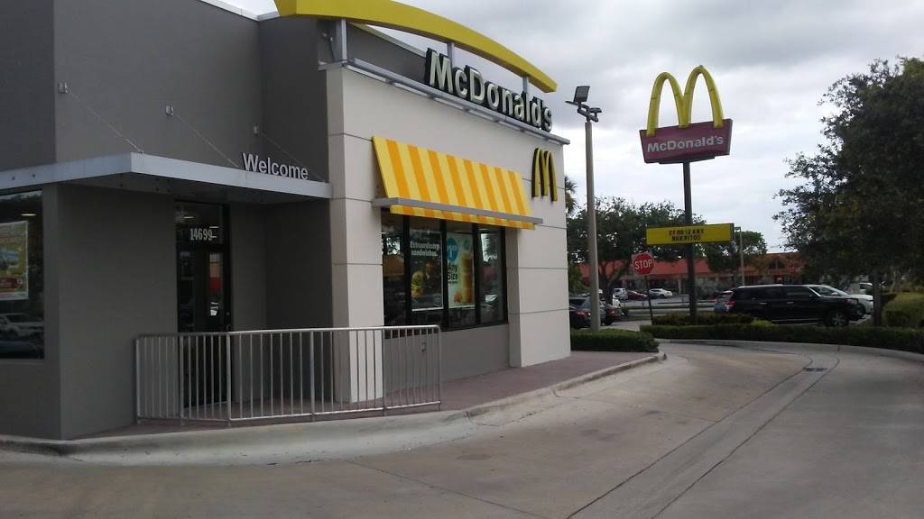 McDonalds | cafe | 14699 SW 42Th St, Miami, FL 33175, USA | 3052262422 OR +1 305-226-2422