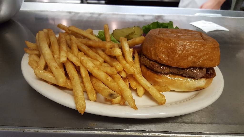 The Dam Grille | restaurant | 8000 E Quincy Ave #1500, Denver, CO 80237, USA | 3037790805 OR +1 303-779-0805