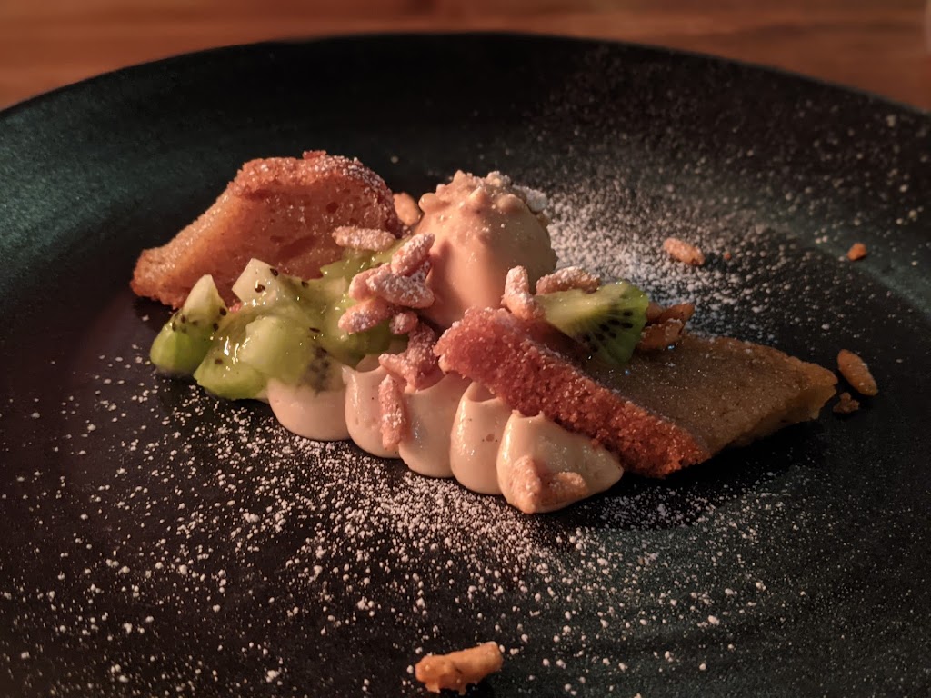 Le Pigeon | restaurant | 738 E Burnside St, Portland, OR 97214, USA | 5035468796 OR +1 503-546-8796