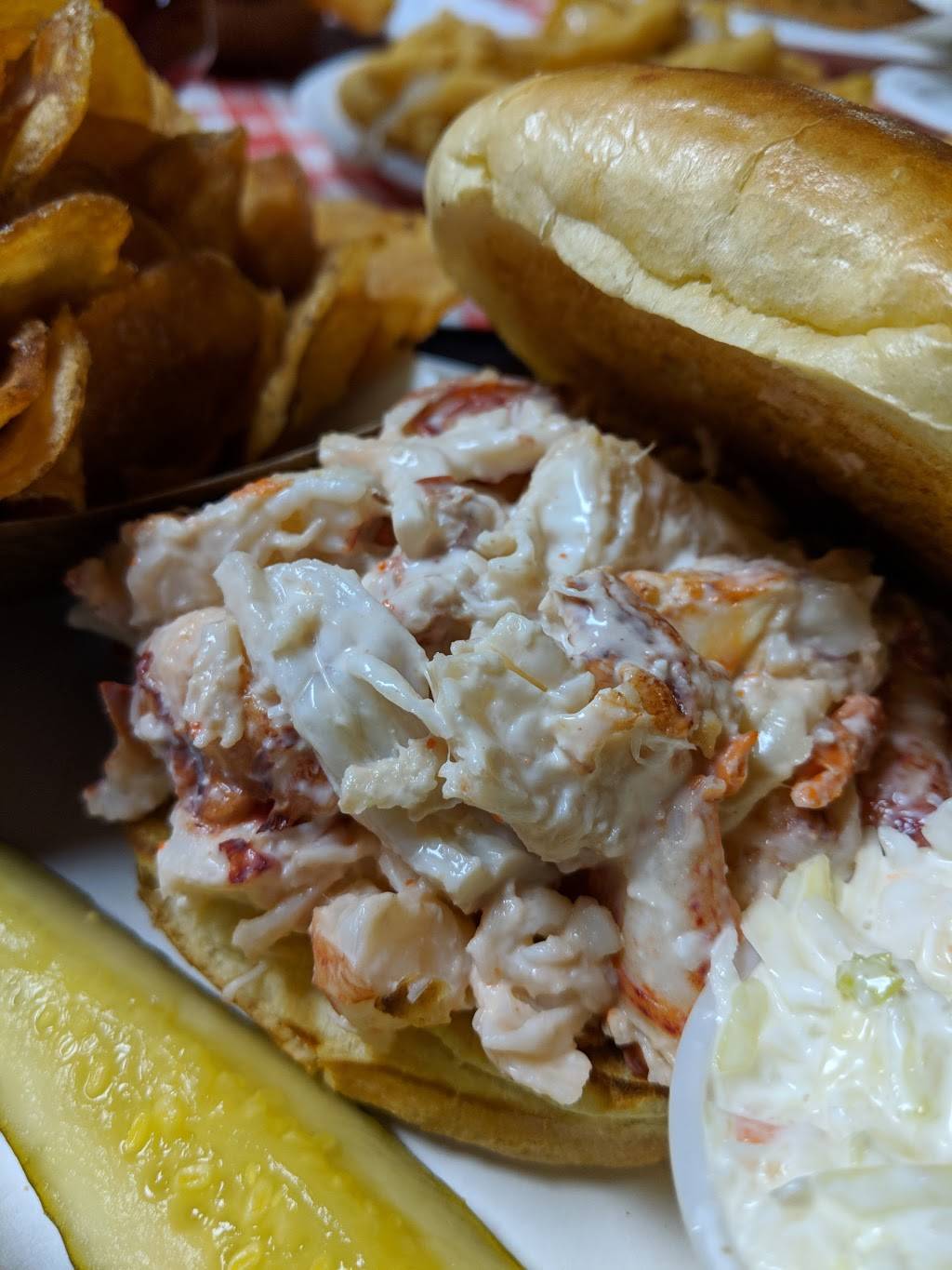 Newicks Lobster House | restaurant | 431 Dover Point Rd, Dover, NH 03820, USA | 6037423205 OR +1 603-742-3205