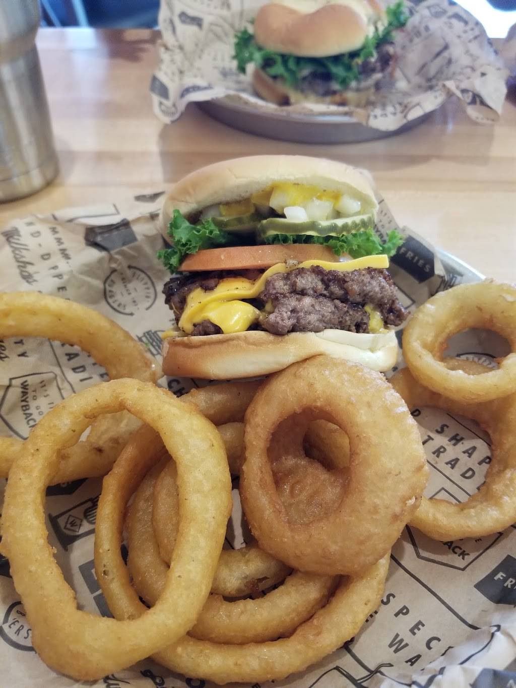 Wayback Burgers | restaurant | 3001 Wildflower Dr, Bryan, TX 77802, USA | 9797036623 OR +1 979-703-6623