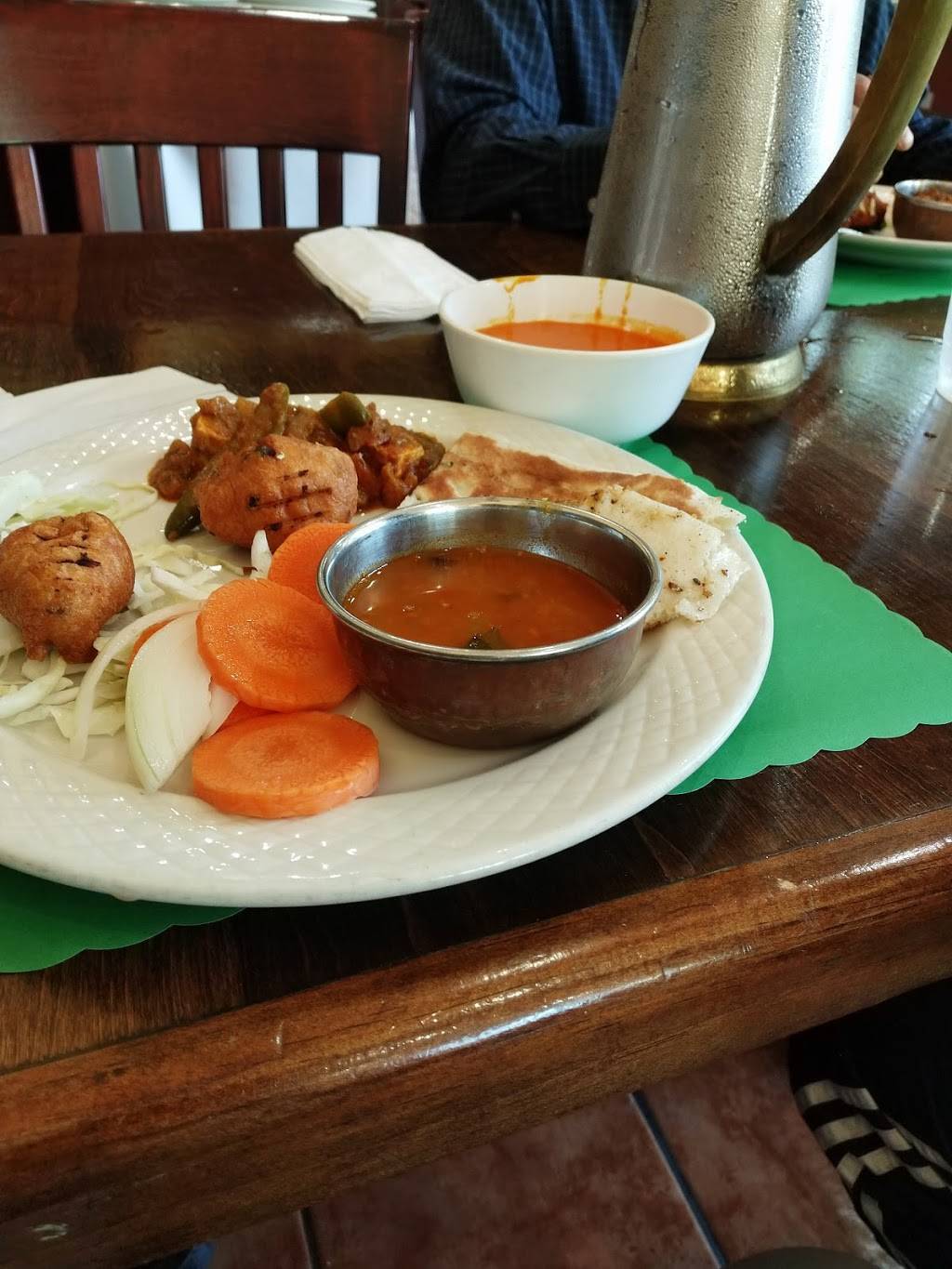 Bawarchi Biryani Point | restaurant | 25750 Novi Rd, Novi, MI 48375, USA | 2483806808 OR +1 248-380-6808