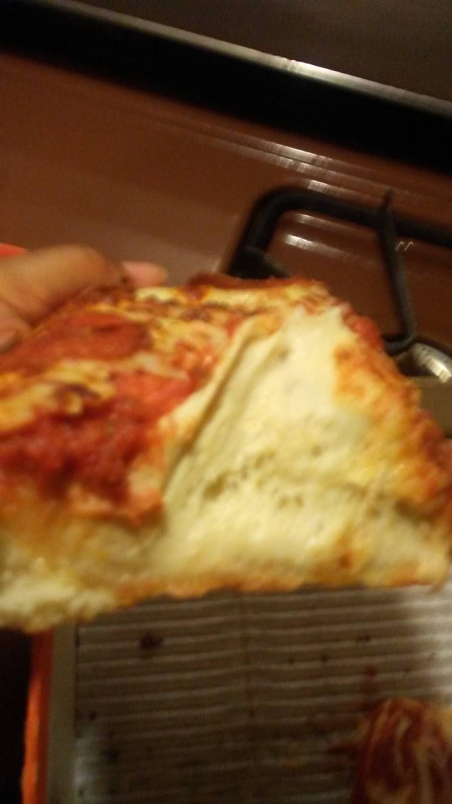 Little Caesars Pizza | meal takeaway | 1000 E 162nd St, South Holland, IL 60473, USA | 7083317380 OR +1 708-331-7380