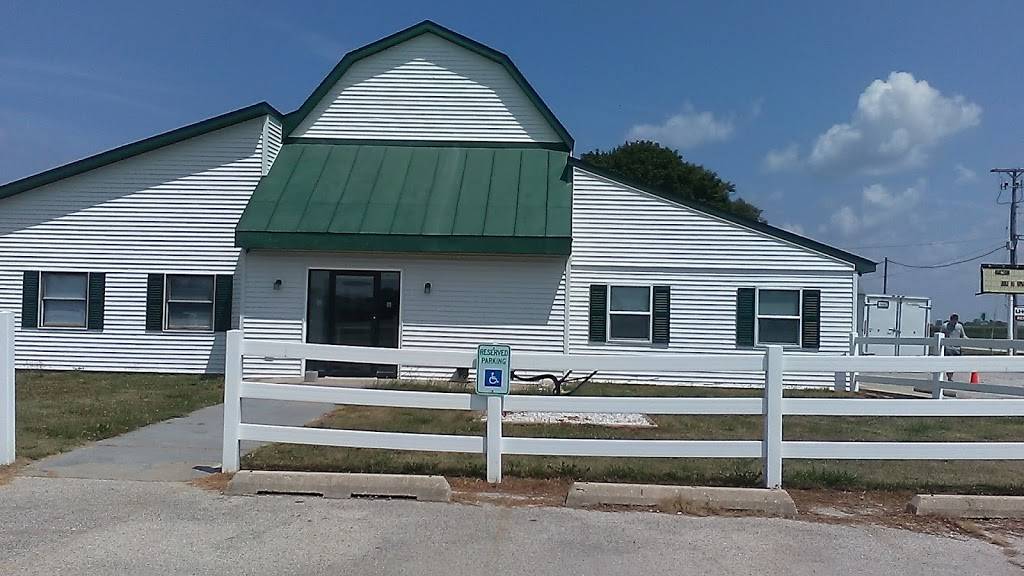 DELRAY Reception Hall | restaurant | 13575 IL-4, Auburn, IL 62615, USA | 2176520924 OR +1 217-652-0924