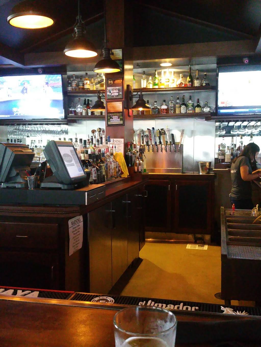 The Pub At Chino Hills | restaurant | 5771 Pine Ave, Chino Hills, CA 91709, USA | 9095972224 OR +1 909-597-2224