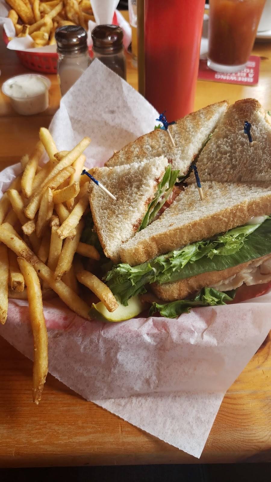 Husbys Food & Spirits | restaurant | 10641 N Bay Shore Dr, Sister Bay, WI 54234, USA | 9208542624 OR +1 920-854-2624