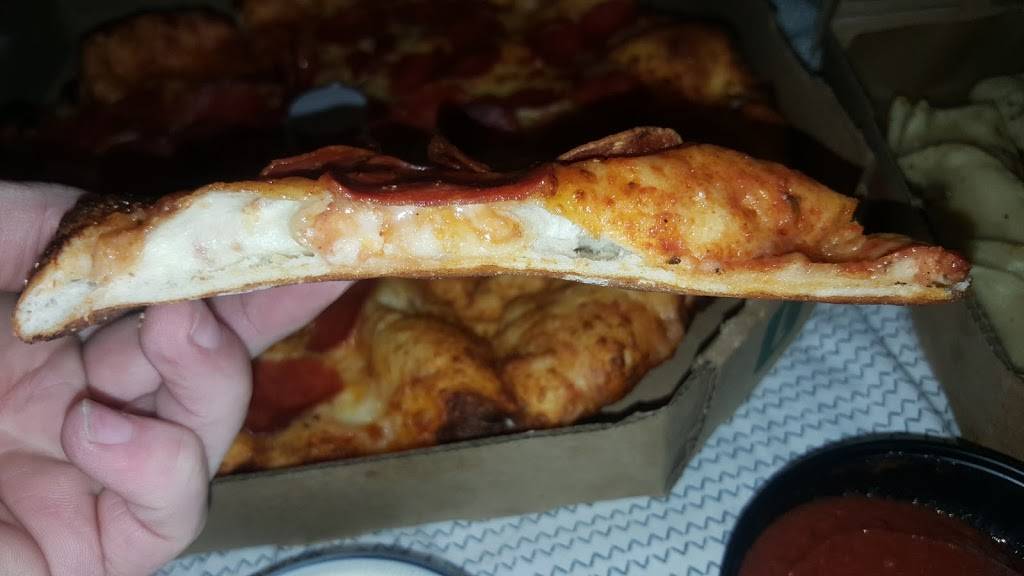 Round Table Pizza | meal delivery | 1791 Marlow Rd, Santa Rosa, CA 95401, USA | 7075278686 OR +1 707-527-8686