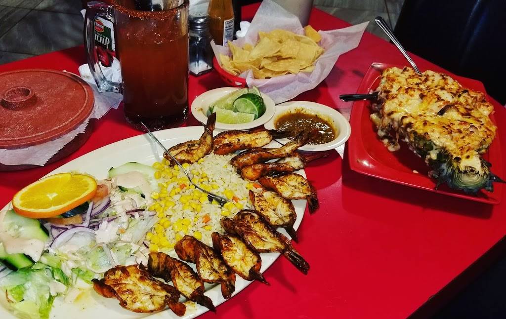 Las Islas Marias Restaurant | restaurant | 5504 Etiwanda Ave, Mira Loma, CA 91752, USA | 9516810809 OR +1 951-681-0809