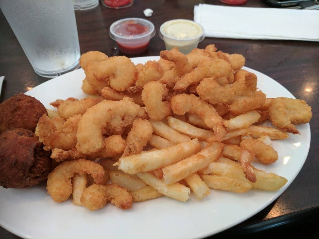 Surf Rider | restaurant | 725 Eden Way N, Chesapeake, VA 23320, USA | 7575492626 OR +1 757-549-2626