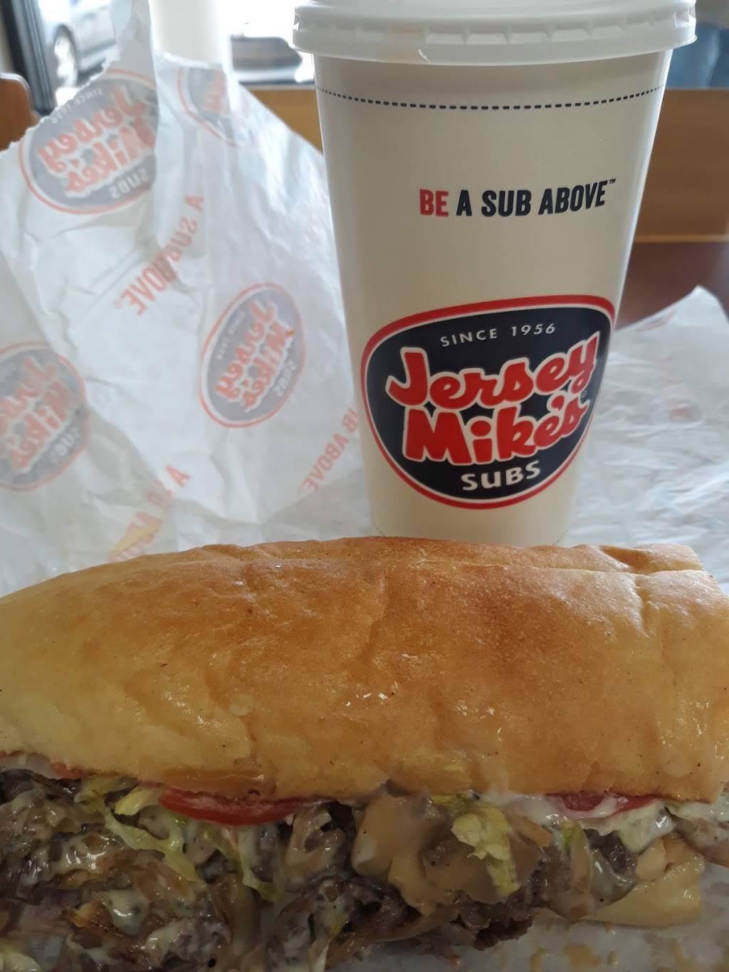 Jersey Mikes Subs | meal takeaway | 2939-B Battleground Ave, Greensboro, NC 27408, USA | 3362866777 OR +1 336-286-6777