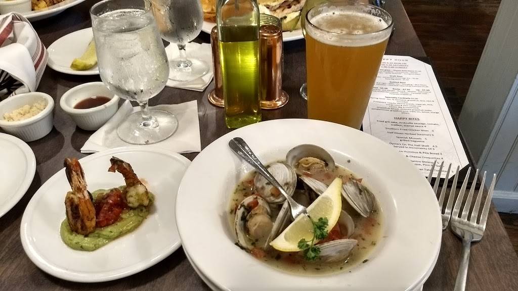 Chesapeake Tavern | restaurant | 1 W Mill Rd, Long Valley, NJ 07853, USA | 9088677102 OR +1 908-867-7102