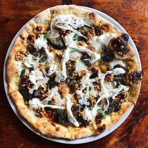 The Pizza Box | restaurant | 15 Huntington St, Shelton, CT 06484, USA | 2035138040 OR +1 203-513-8040