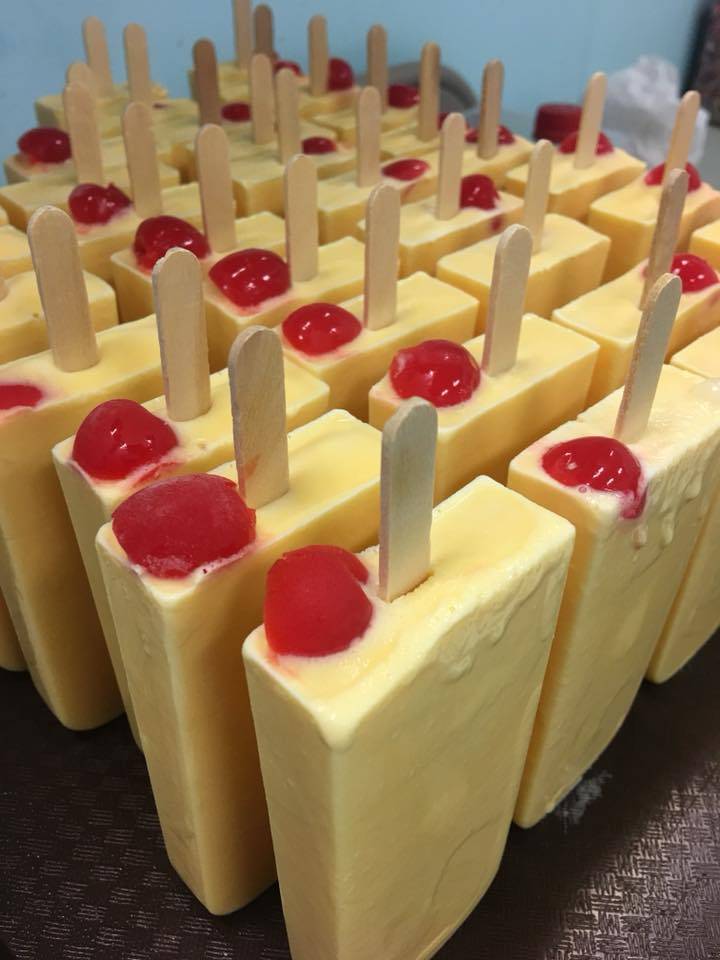 La Flor De La Michoacana Ice Cream | restaurant | 514 S Smith Ave, Corona, CA 92882, USA | 9518984722 OR +1 951-898-4722