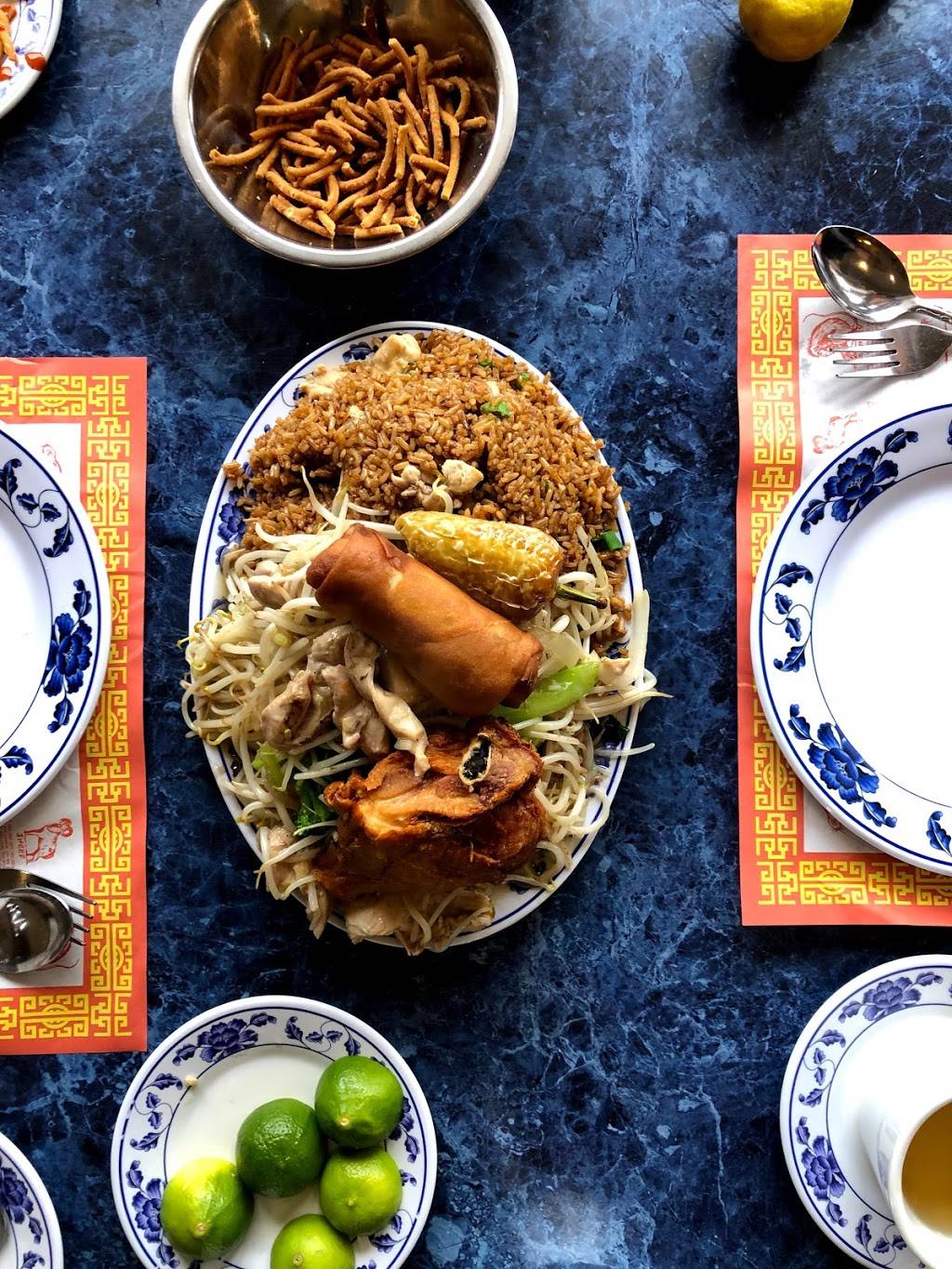 Restaurant YEE | restaurant | De las Ferias 14, Lomas de Agua Caliente, 22024 Tijuana, B.C., Mexico | 016646813387 OR +52 664 681 3387