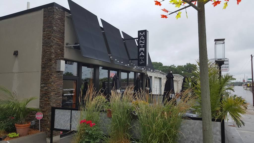 Mantra Bar & Grille | restaurant | 6913 Maple St, Omaha, NE 68104, USA | 4029331666 OR +1 402-933-1666