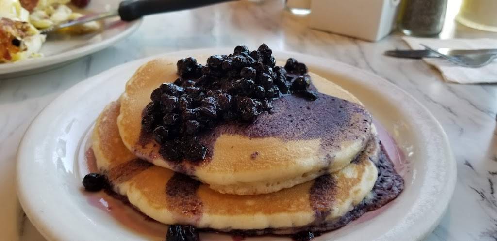 Scramblz | restaurant | 5055 Almaden Expy, San Jose, CA 95118, USA | 4082692900 OR +1 408-269-2900