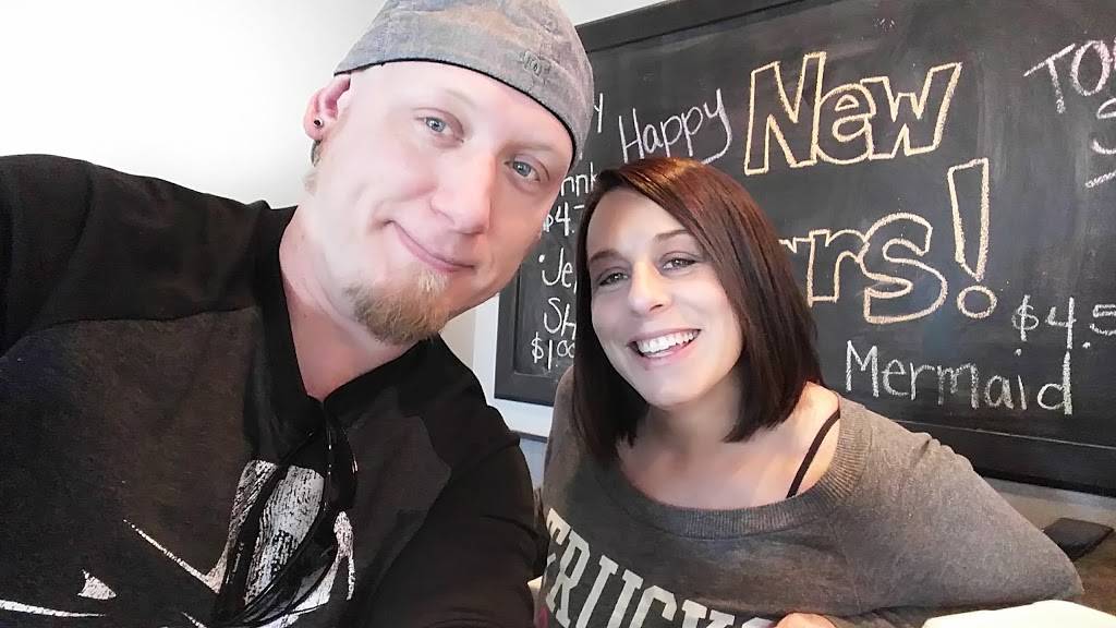 Nicks Bar & Grill | restaurant | 3900 Nameoki Rd, Granite City, IL 62040, USA | 6187097558 OR +1 618-709-7558