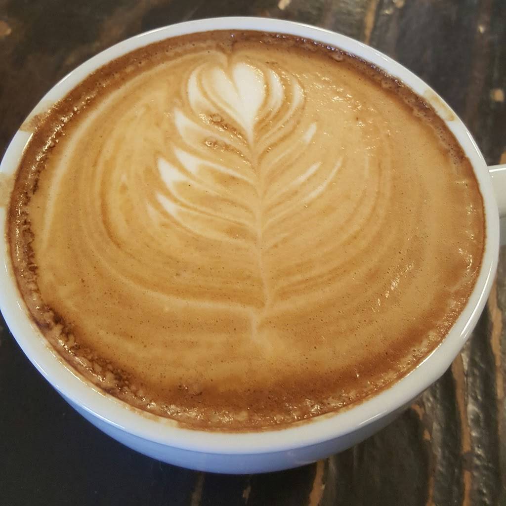 Tazzaria | restaurant | 208 W Main St, Visalia, CA 93291, USA | 5596361618 OR +1 559-636-1618