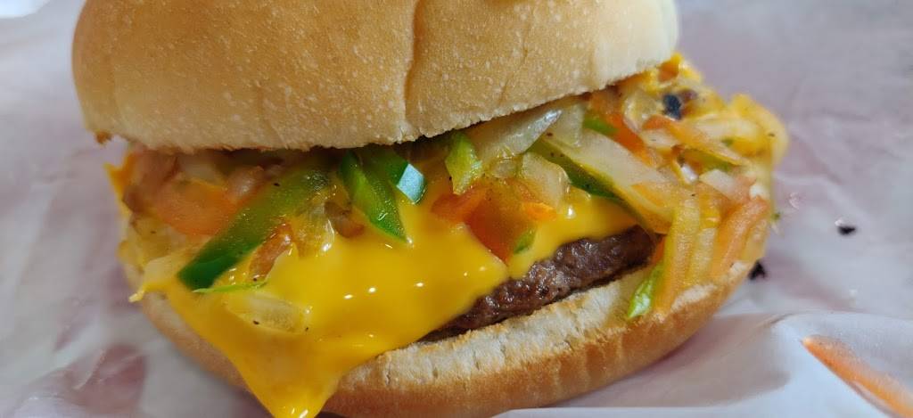 Chez Ashton | restaurant | 3505 Boulevard Sainte-Anne, Québec, QC G1E 3L5, Canada | 4186822379 OR +1 418-682-2379