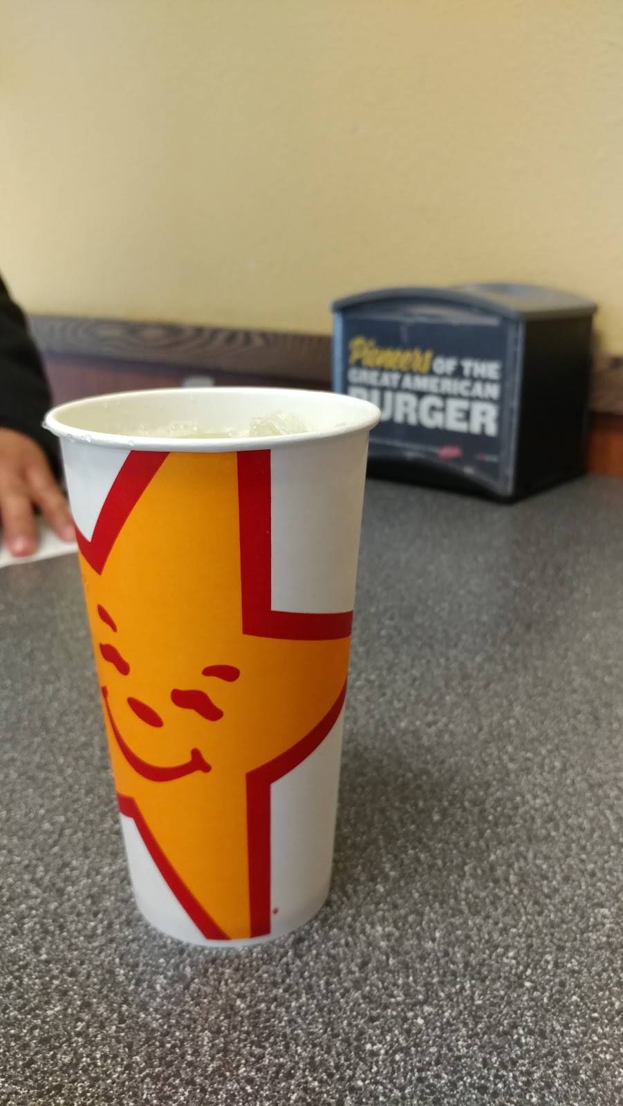 Carls Jr | meal takeaway | 550 Morello Ave, Martinez, CA 94553, USA | 9253139420 OR +1 925-313-9420