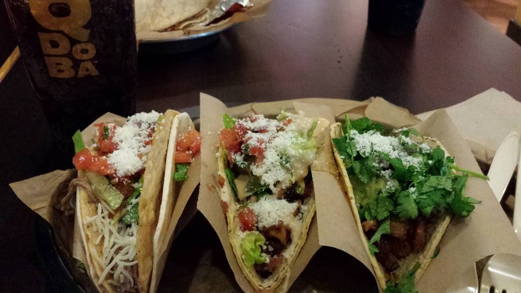 QDOBA Mexican Eats | restaurant | 1315 Bass Pro Drive, St Charles, MO 63301, USA | 6367248846 OR +1 636-724-8846