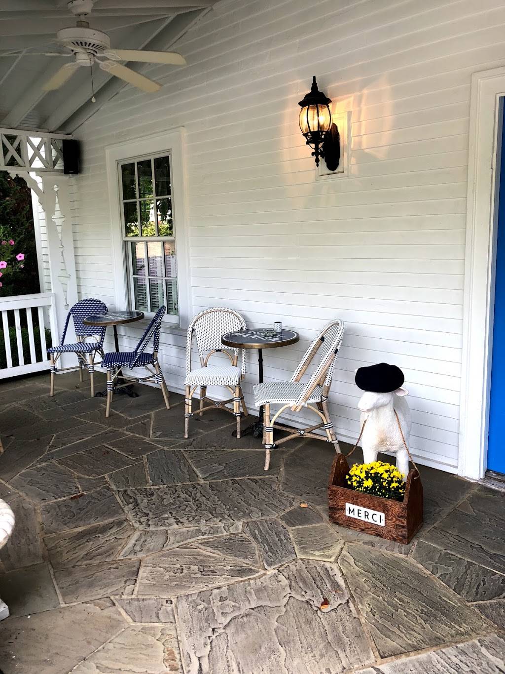 The French Goat | restaurant | 290 Lafayette St, Lewisburg, WV 24901, USA | 3046471052 OR +1 304-647-1052