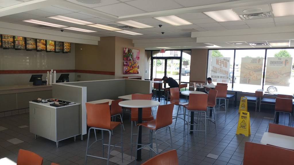 Taco Bell | meal takeaway | 6040 S Hulen St, Fort Worth, TX 76132, USA | 8172635083 OR +1 817-263-5083