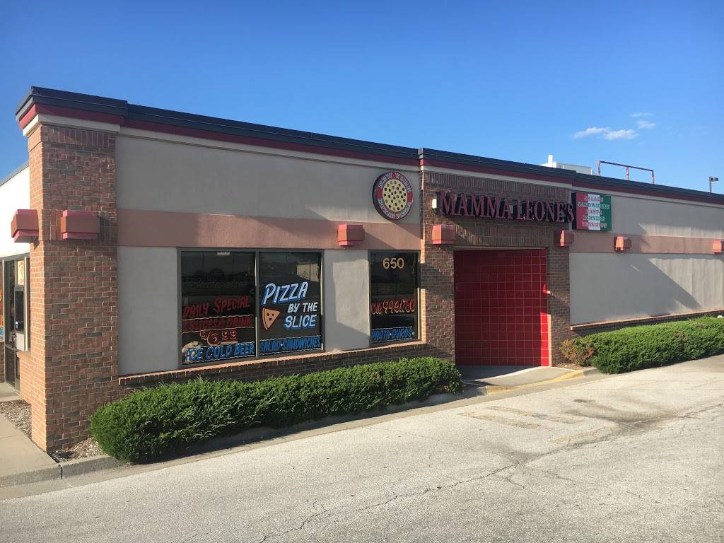 Mamma Leones Pizza | restaurant | 650 E Red Bridge Rd, Kansas City, MO 64131, USA | 8169431760 OR +1 816-943-1760