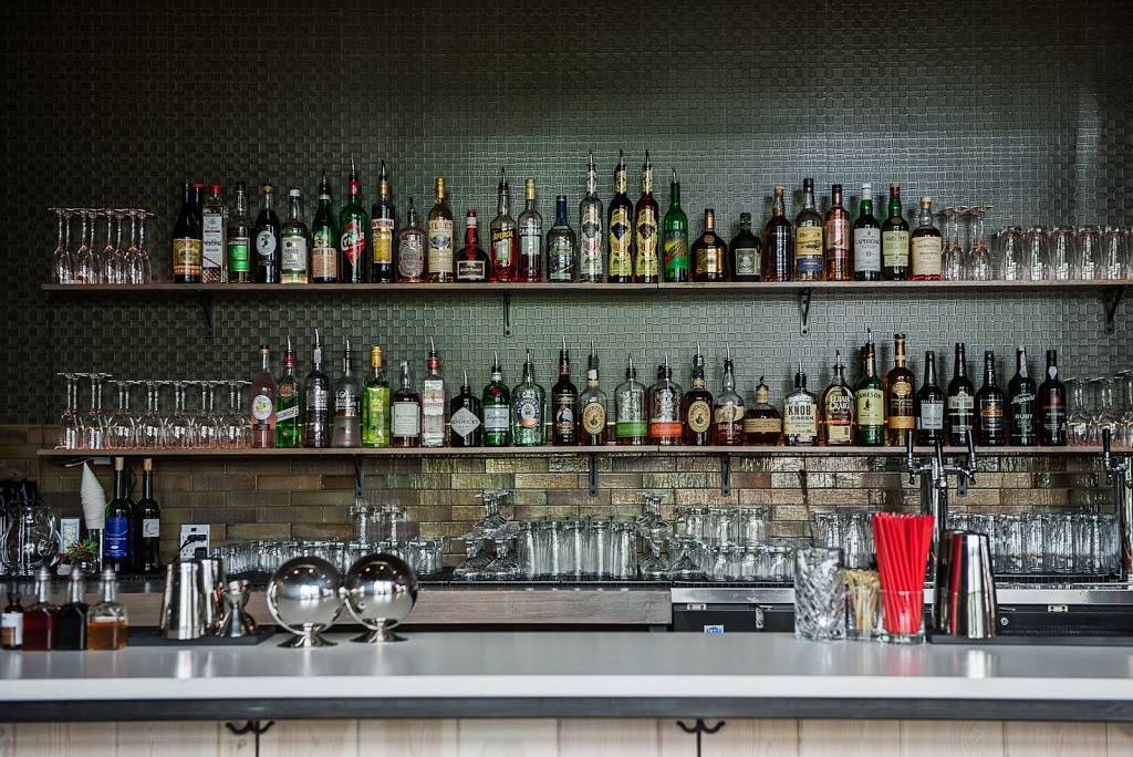 Grand Army Tavern | restaurant | 901 NE Oneonta St, Portland, OR 97211, USA | 5038416195 OR +1 503-841-6195