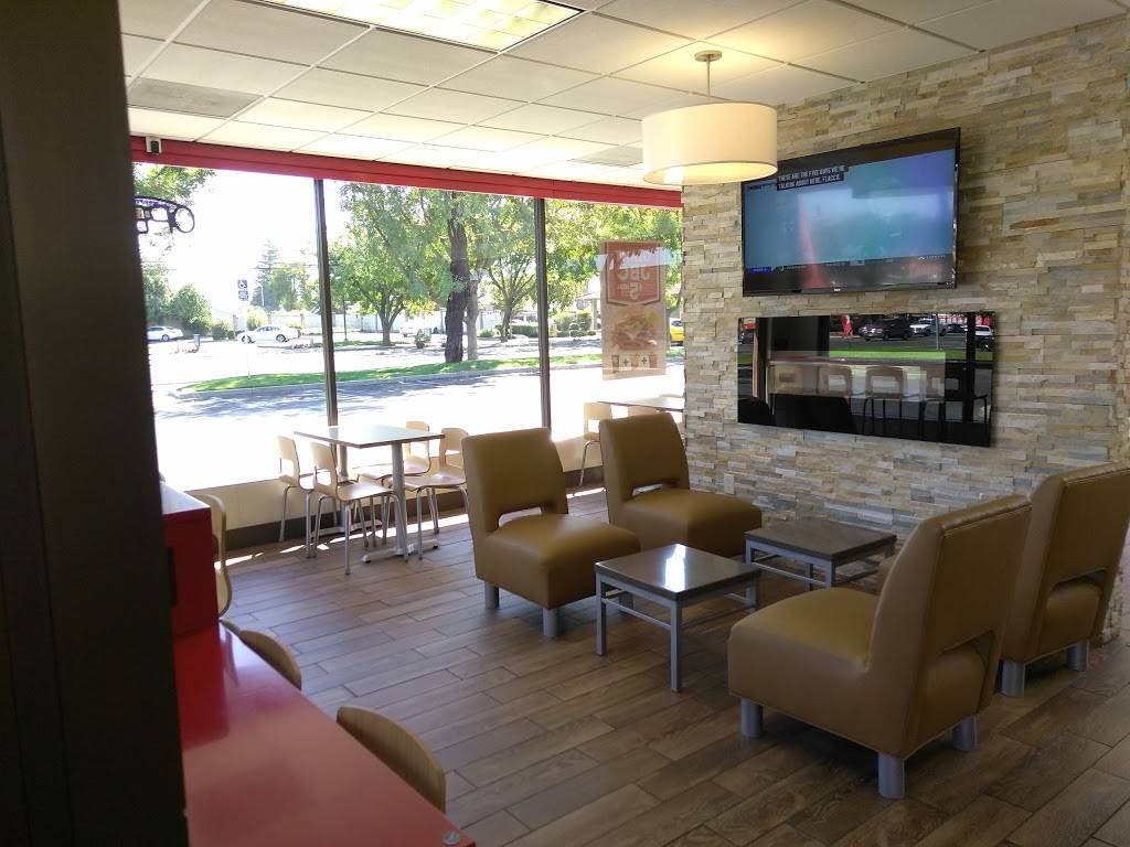 Wendys | restaurant | 2395 Geer Rd, Turlock, CA 95382, USA | 2096329215 OR +1 209-632-9215