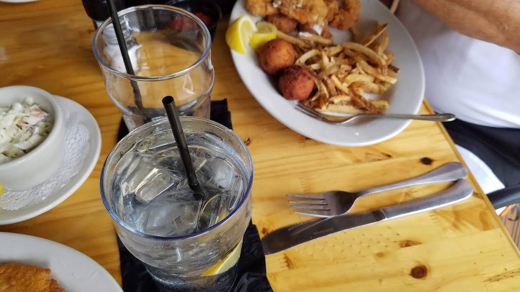 Madisons | restaurant | 925 10th St, Port Royal, SC 29935, USA | 8435243663 OR +1 843-524-3663