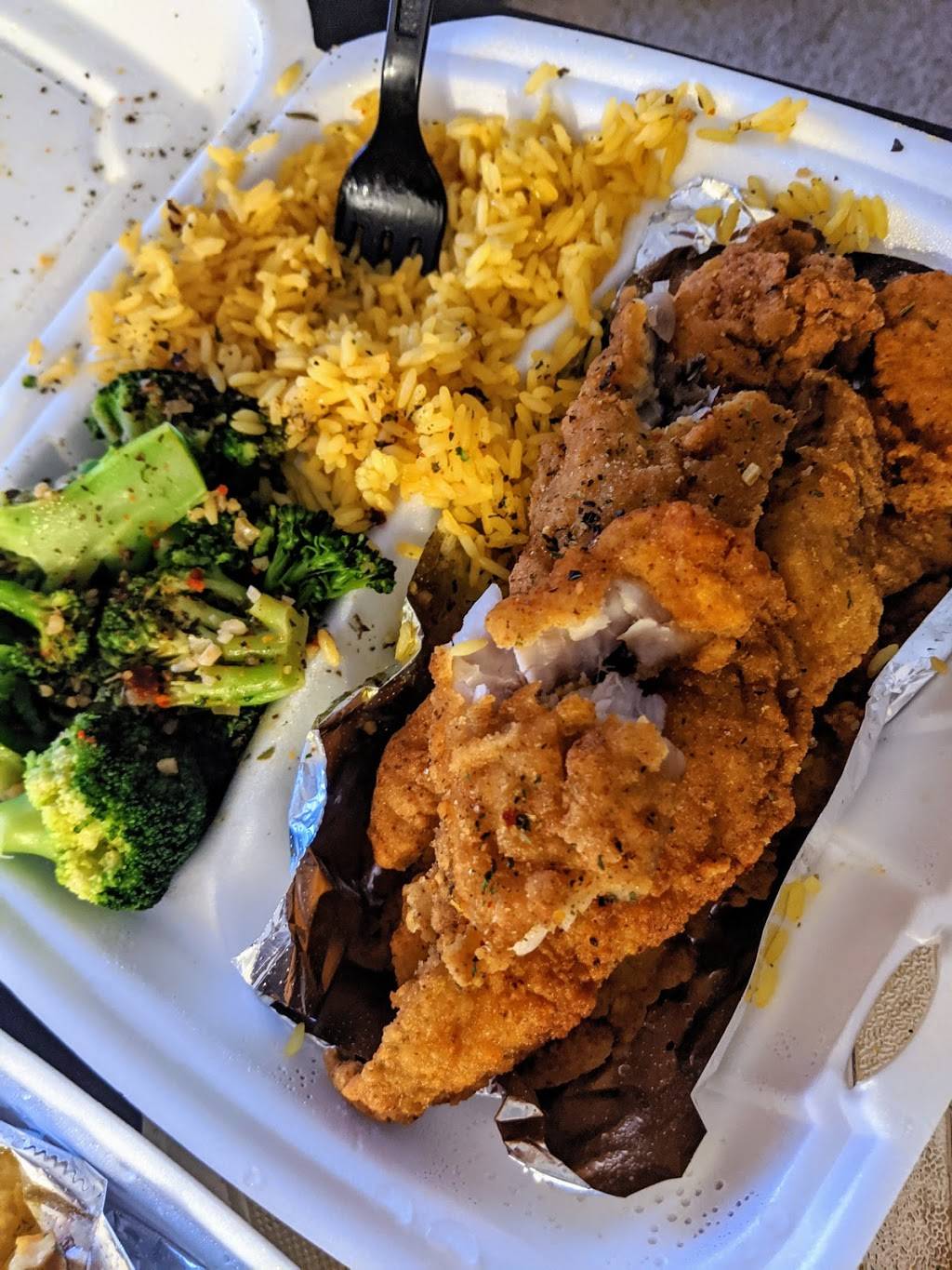 The Stand | restaurant | 1844 W Hunting Park Ave, Philadelphia, PA 19140, USA | 2673542924 OR +1 267-354-2924