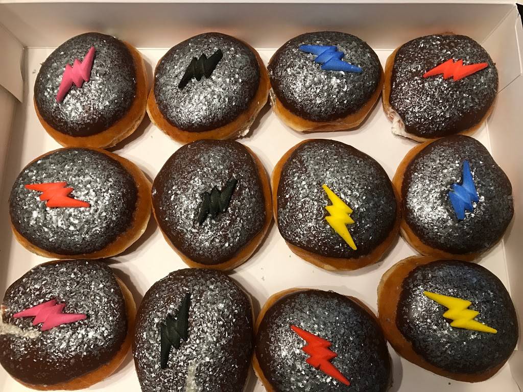 Krispy Kreme | bakery | 6689 Highway #85, Riverdale, GA 30274, USA | 7709976210 OR +1 770-997-6210
