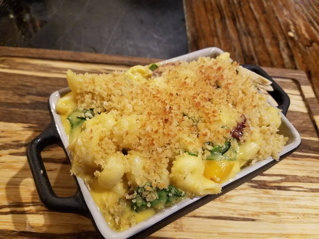 The Kerry Piper | restaurant | 7900 Joliet Rd, Willowbrook, IL 60527, USA | 6303253732 OR +1 630-325-3732