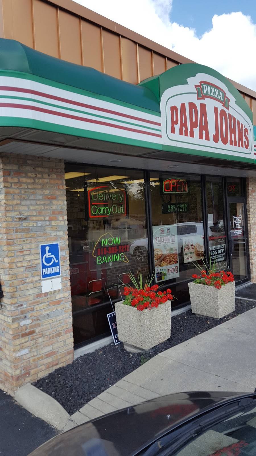 Papa Johns Pizza | restaurant | 3804 W Elm St, McHenry, IL 60050, USA | 8153857272 OR +1 815-385-7272