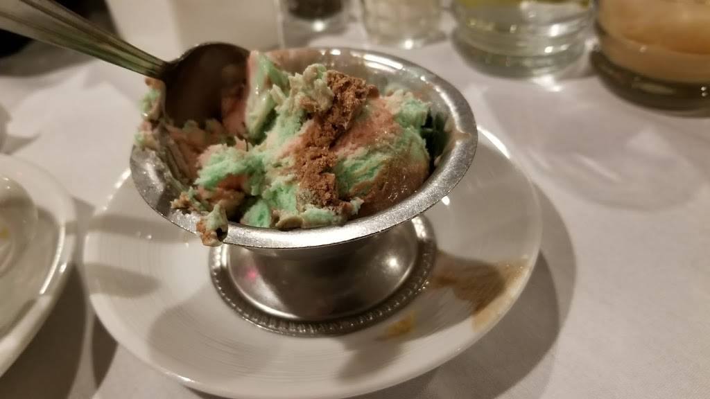 Peteys II Restaurant | restaurant | 15900 South La Grange Road, Orland Park, IL 60467, USA | 7083492820 OR +1 708-349-2820