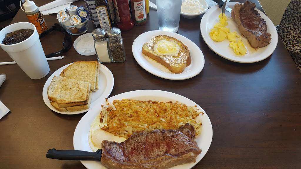 Wings And Wheels Restaurant | restaurant | 1760 Airport Blvd, Red Bluff, CA 96080, USA | 5305289198 OR +1 530-528-9198