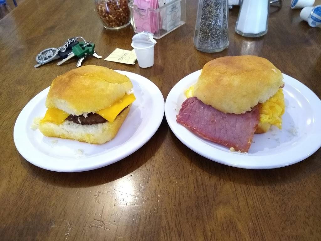 Other Side Restaurant Manchester | restaurant | 300 W Main St, Manchester, GA 31816, USA | 7068460200 OR +1 706-846-0200