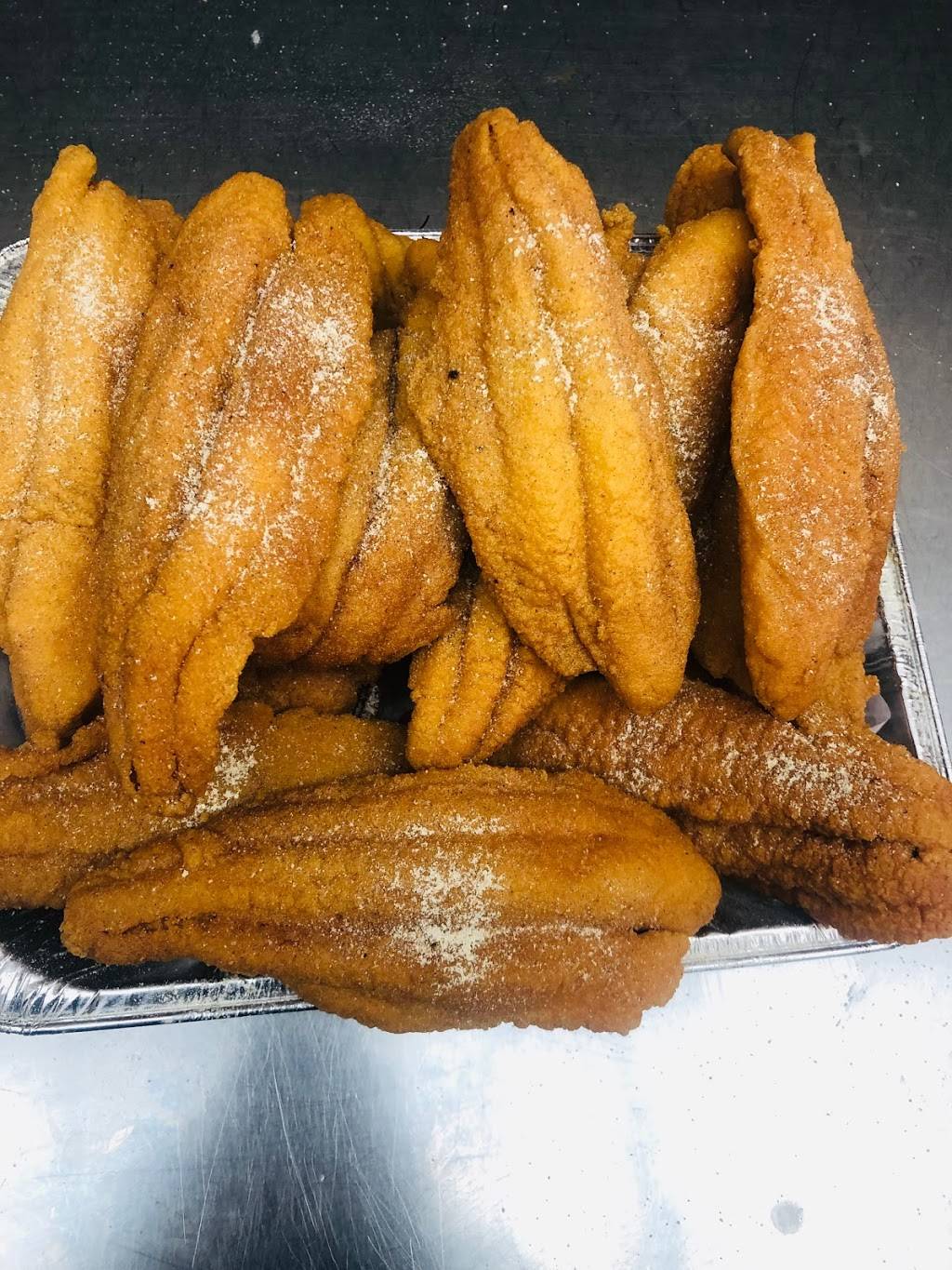 Super JJ Fish & Chicken | restaurant | 213 S Larkin Ave, Joliet, IL 60436, USA | 8157250802 OR +1 815-725-0802