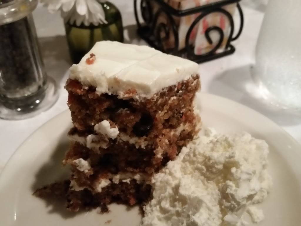 Poppys Place | restaurant | 12 Verbena Ave, Floral Park, NY 11001, USA | 5163582705 OR +1 516-358-2705